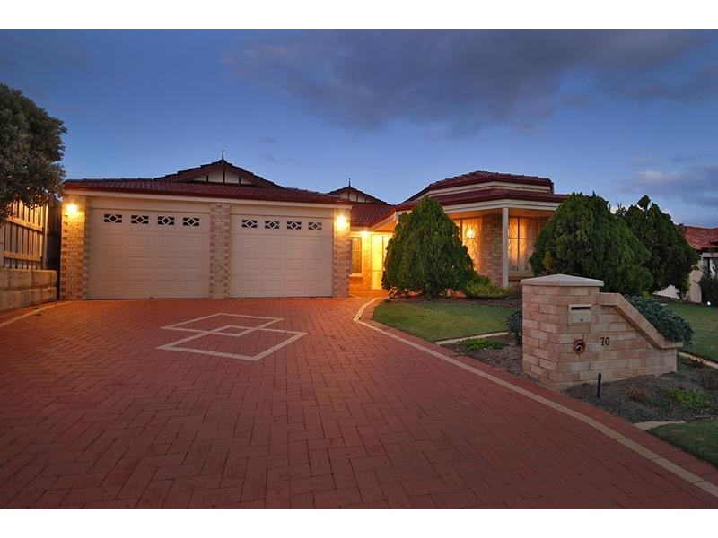 70 Dartmouth Circle, Quinns Rocks WA 6030