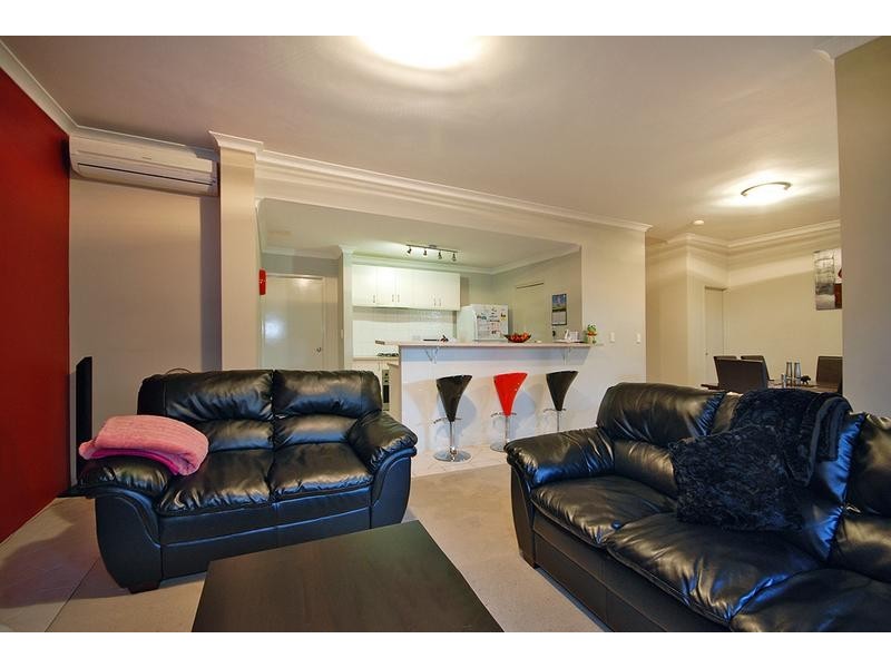7/8 Bethnal Green, Joondalup WA 6027