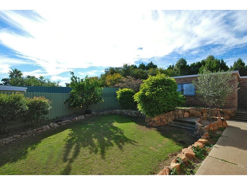 5 Addingham Court, Craigie WA 6025