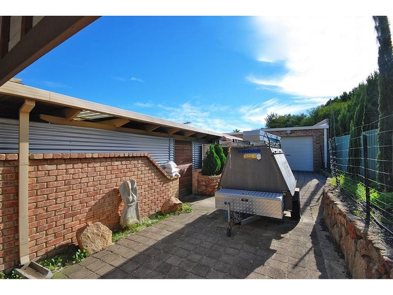 5 Addingham Court, Craigie WA 6025