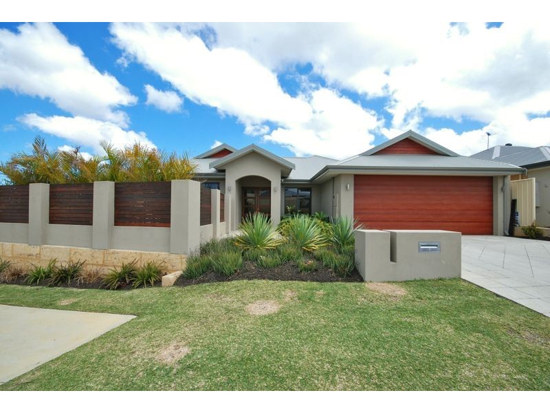 106 Waldberg Drive, Tapping WA 6065