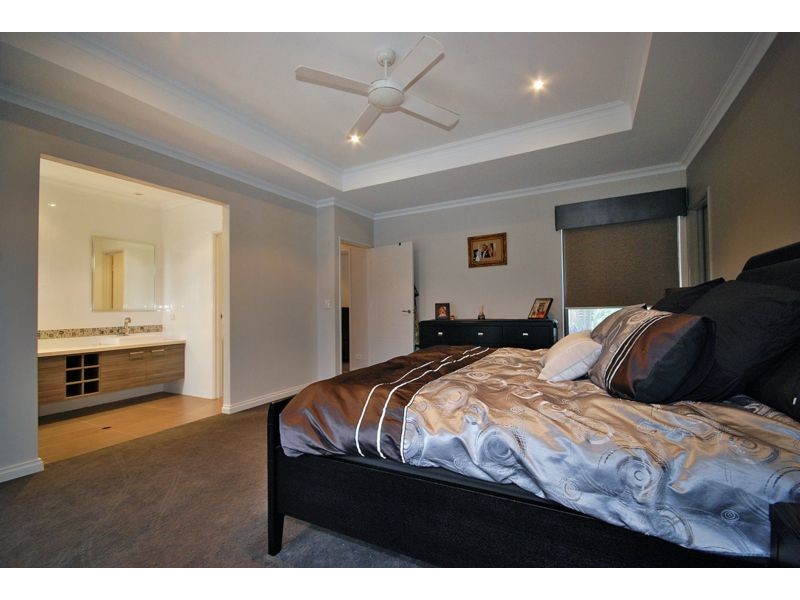 106 Waldberg Drive, Tapping WA 6065