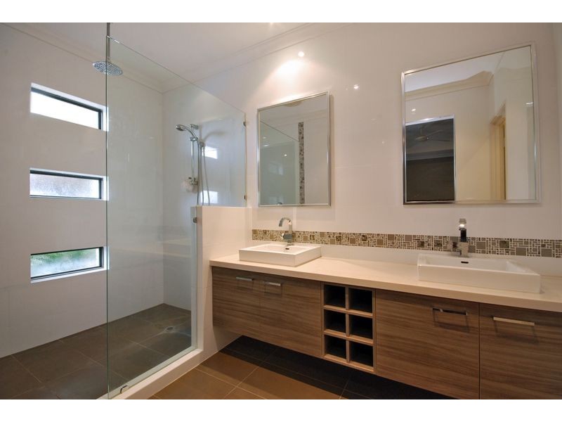 106 Waldberg Drive, Tapping WA 6065