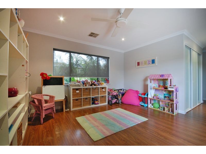 106 Waldberg Drive, Tapping WA 6065