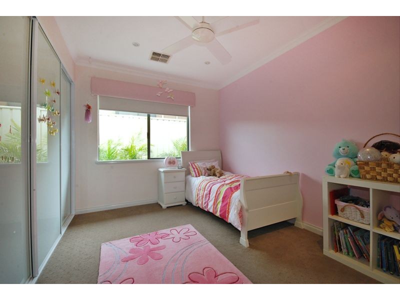 106 Waldberg Drive, Tapping WA 6065