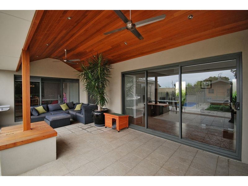 106 Waldberg Drive, Tapping WA 6065