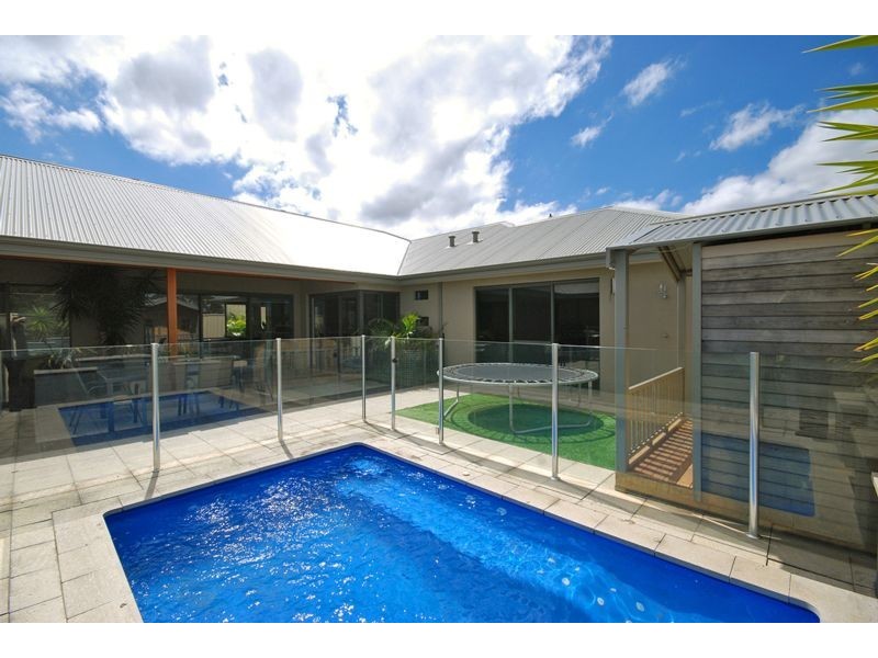 106 Waldberg Drive, Tapping WA 6065