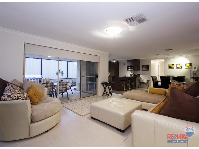 3 Salishan Street, Clarkson WA 6030