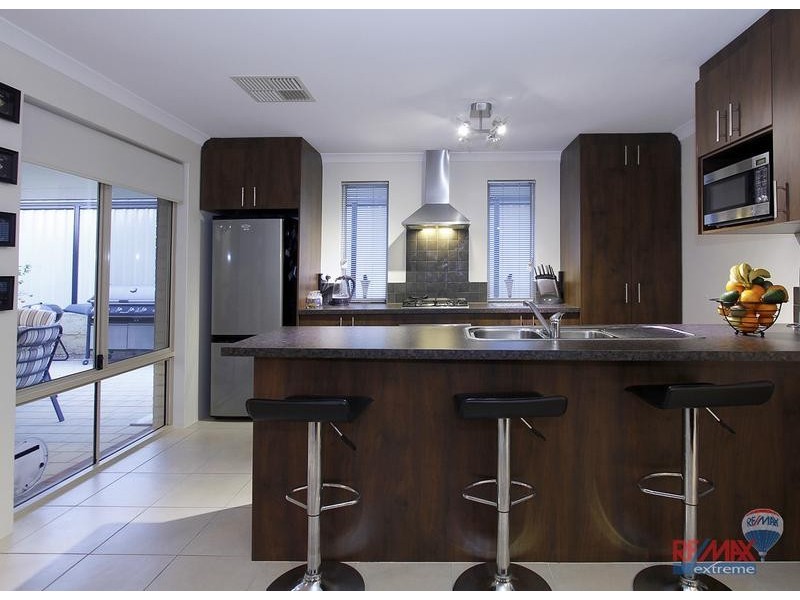 3 Salishan Street, Clarkson WA 6030