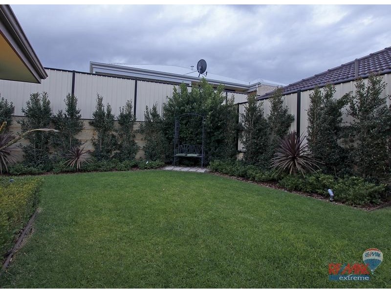 3 Salishan Street, Clarkson WA 6030