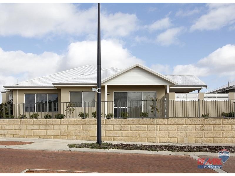 4 Opalite Way, Aveley WA 6069