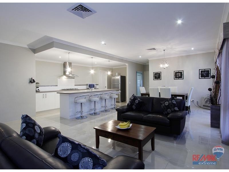 17 Huntly Avenue, Butler WA 6036