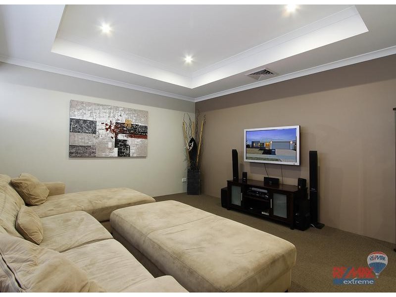 17 Huntly Avenue, Butler WA 6036