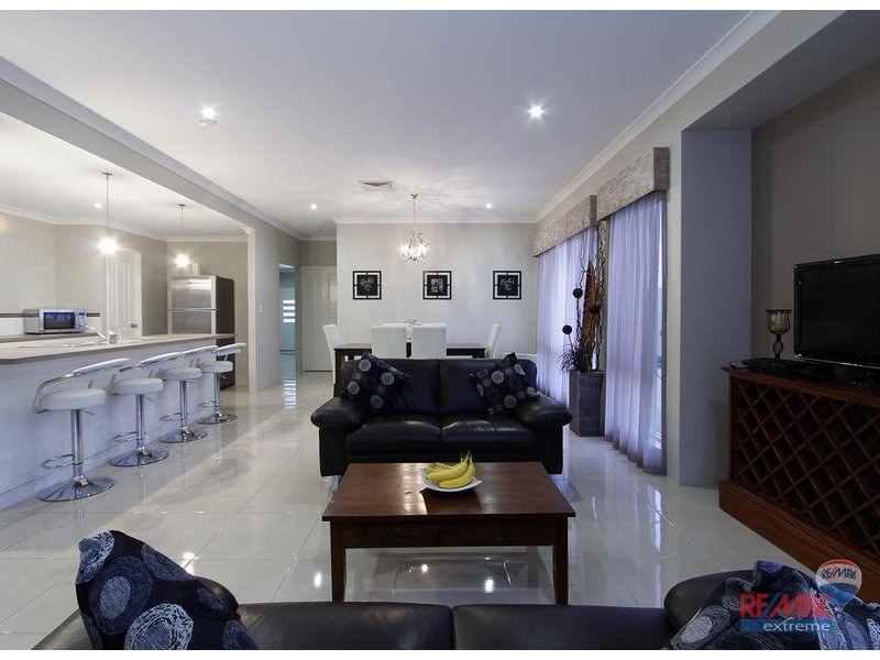 17 Huntly Avenue, Butler WA 6036