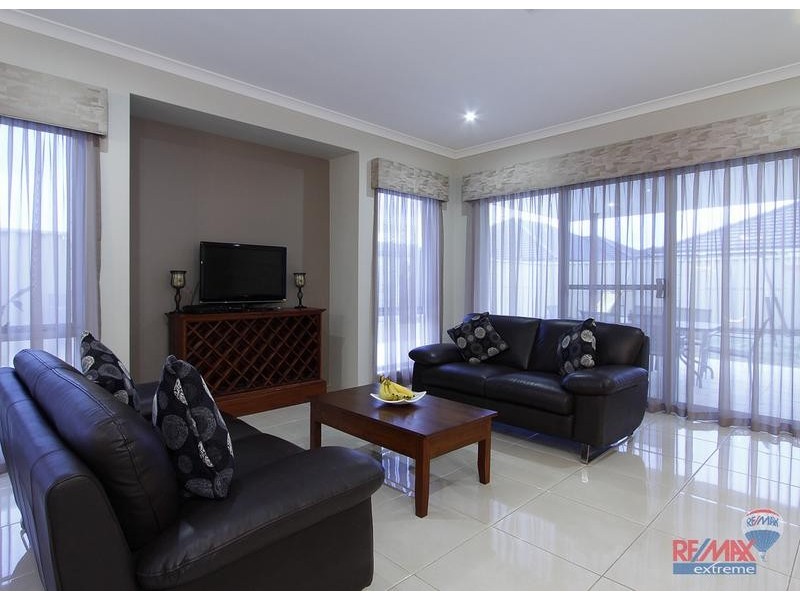 17 Huntly Avenue, Butler WA 6036