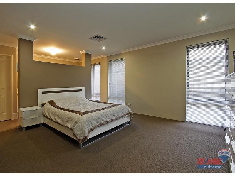 17 Huntly Avenue, Butler WA 6036