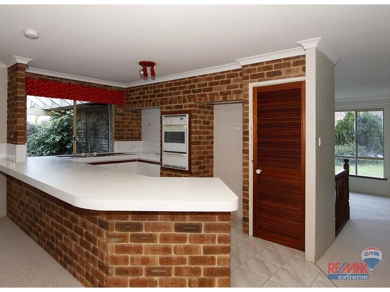 2 Jay Place, Quinns Rocks WA 6030