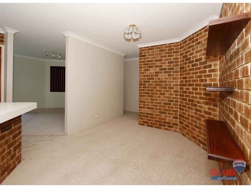 2 Jay Place, Quinns Rocks WA 6030