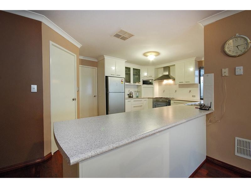 26 Van Gogh Road, Tapping WA 6065