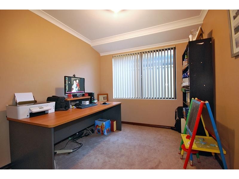 26 Van Gogh Road, Tapping WA 6065