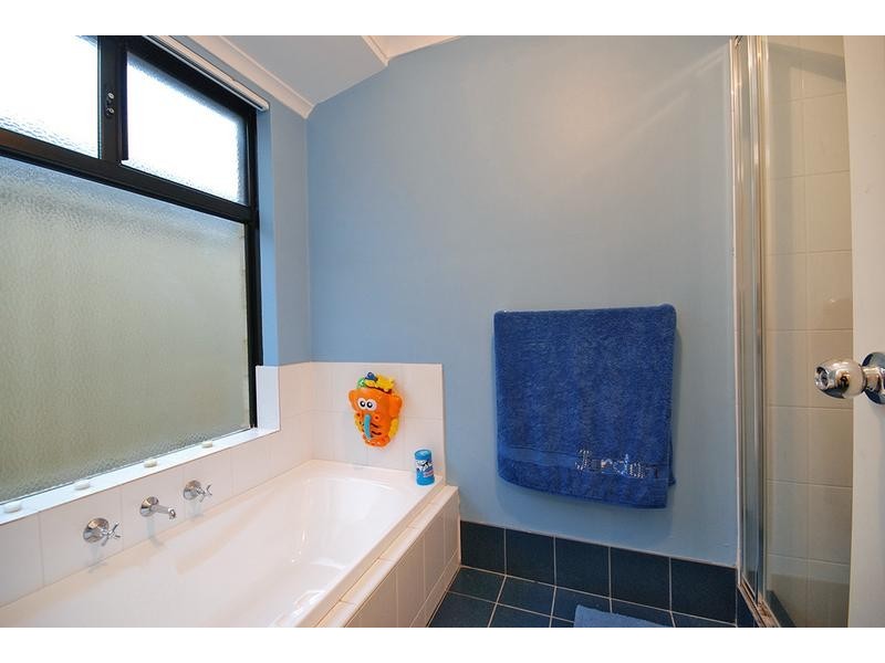 26 Van Gogh Road, Tapping WA 6065