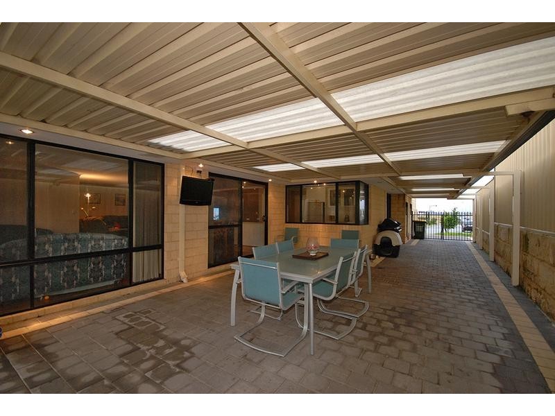 26 Van Gogh Road, Tapping WA 6065