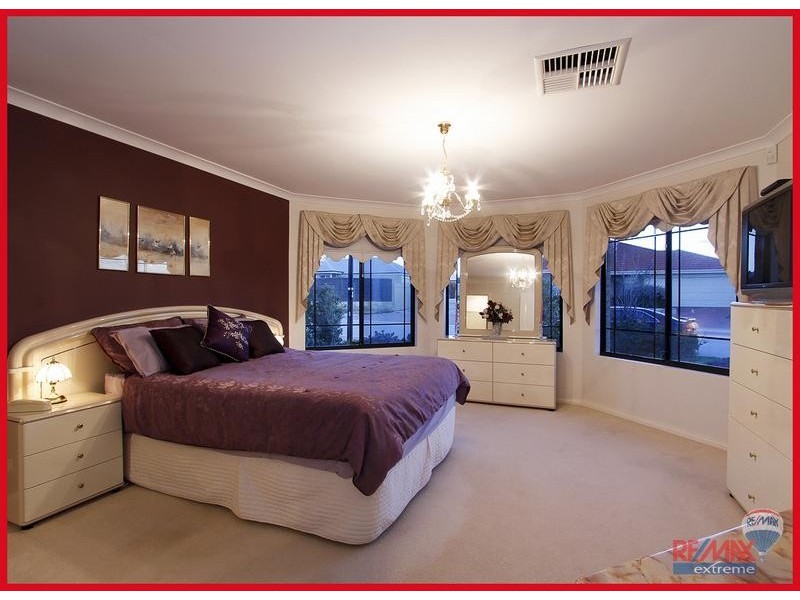 9 Horsley Green, Butler WA 6036