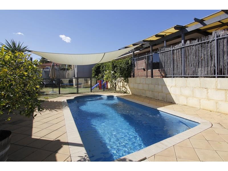 36 Glendevon Turn, Kinross WA 6028