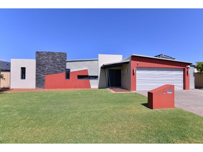 12 Lyssos Way, Tapping WA 6065