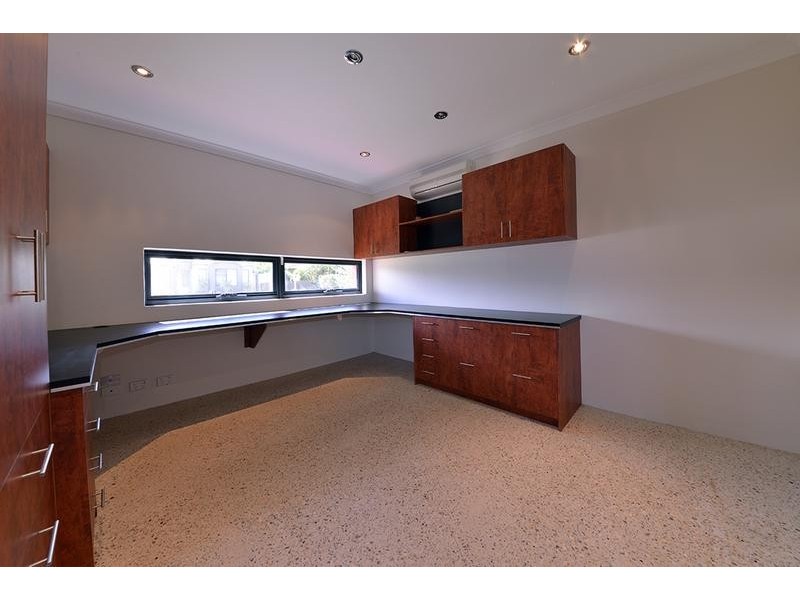 12 Lyssos Way, Tapping WA 6065