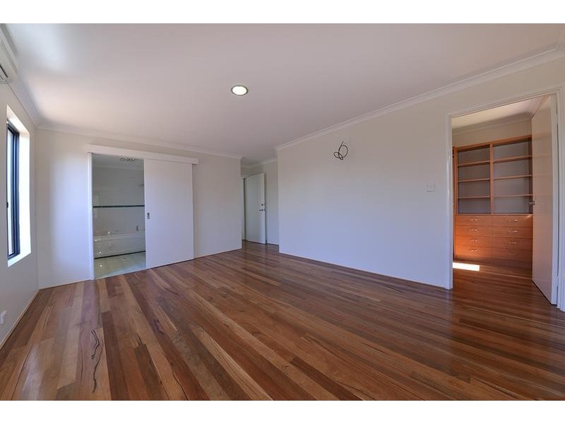 12 Lyssos Way, Tapping WA 6065