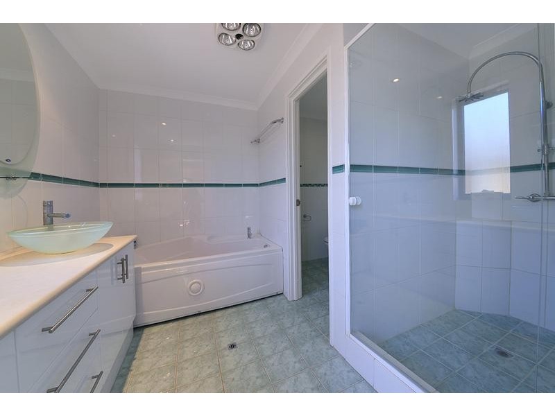 12 Lyssos Way, Tapping WA 6065