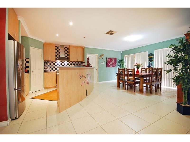 7 Ballard Fairway, Wanneroo WA 6065