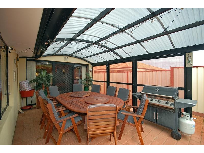 7 Ballard Fairway, Wanneroo WA 6065