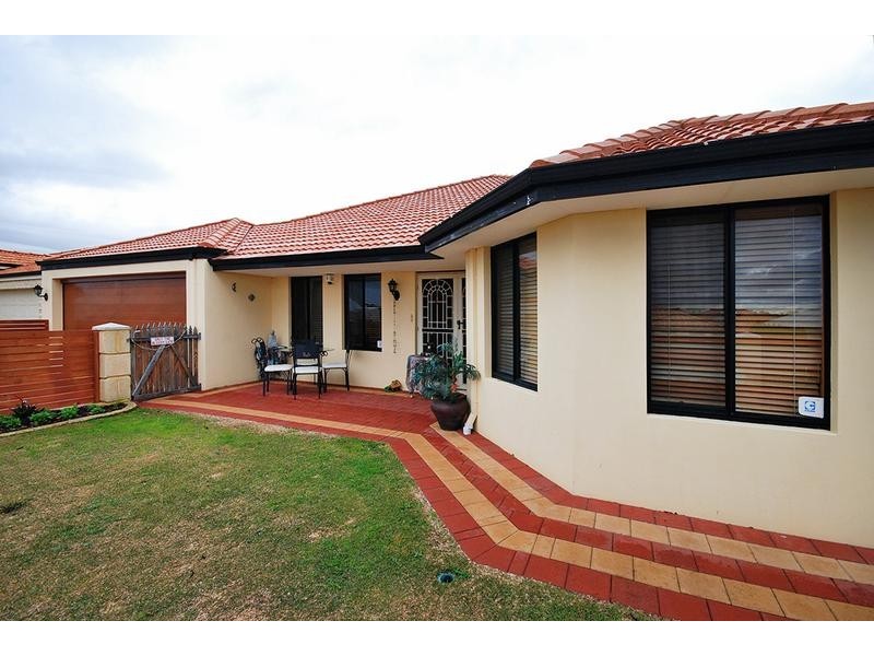 7 Ballard Fairway, Wanneroo WA 6065