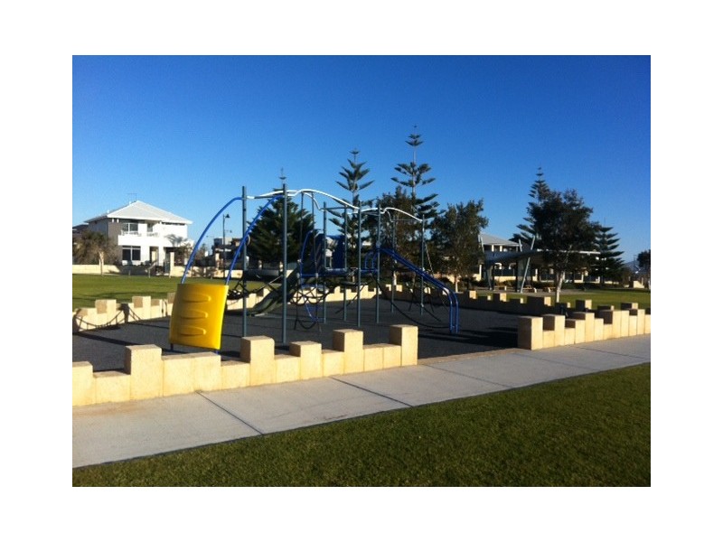 25 Windjammer Parkway, Jindalee WA 6036