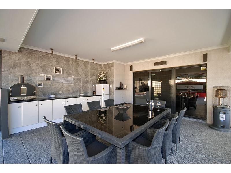 39 Benjamin Crescent, Tapping WA 6065