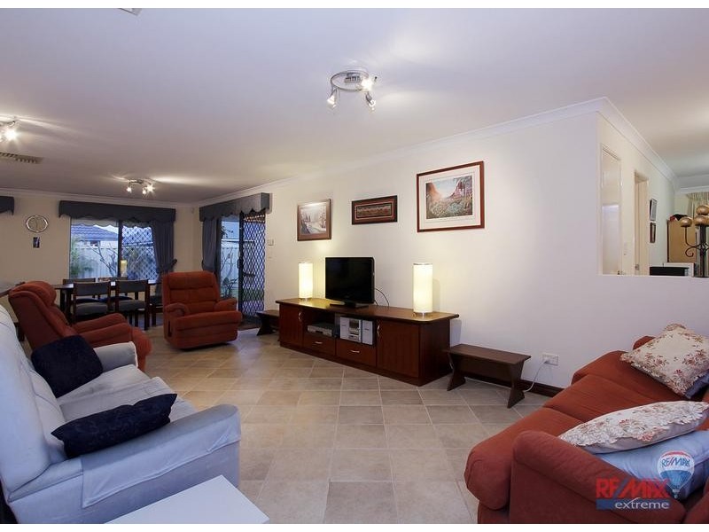 8 Upham Brace, Butler WA 6036