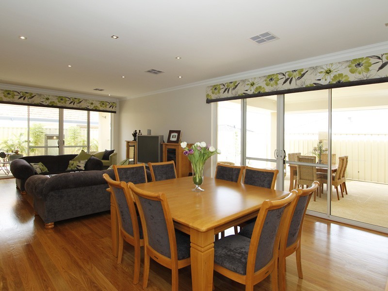 12 Halyard Road, Jindalee WA 6036