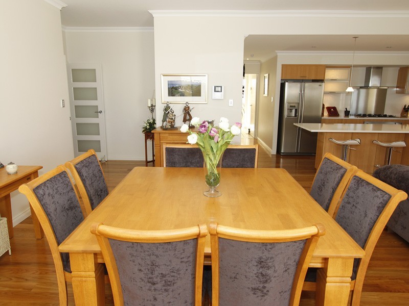 12 Halyard Road, Jindalee WA 6036