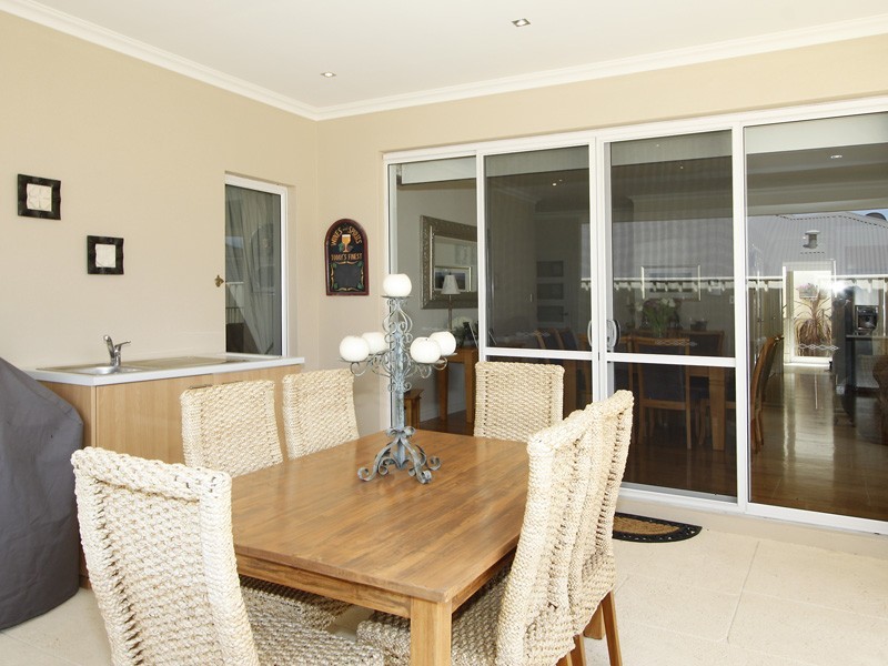 12 Halyard Road, Jindalee WA 6036