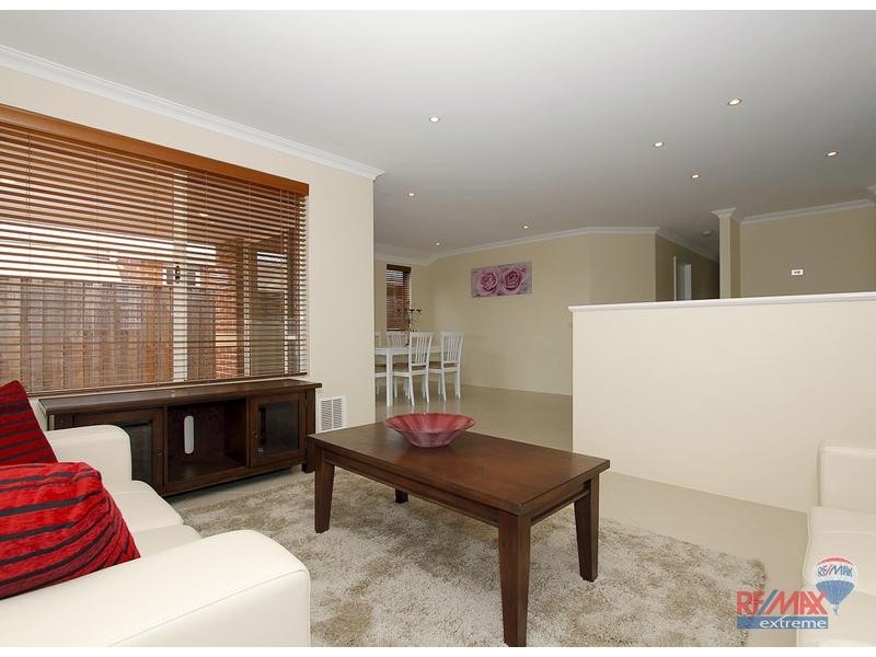 36 Farmaner Parkway, Ellenbrook WA 6069