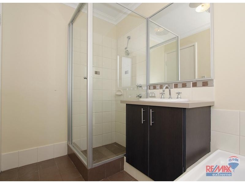 36 Farmaner Parkway, Ellenbrook WA 6069