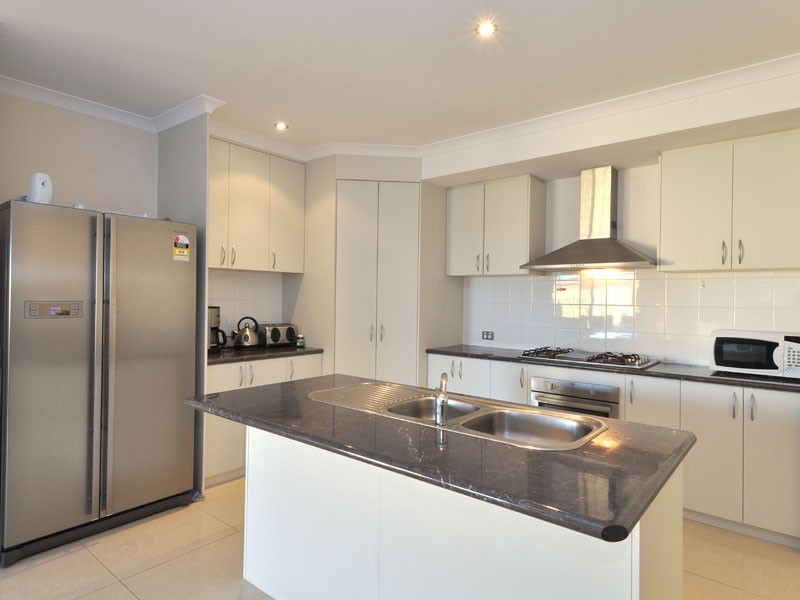 15 Strauss Blvd, Tapping WA 6065