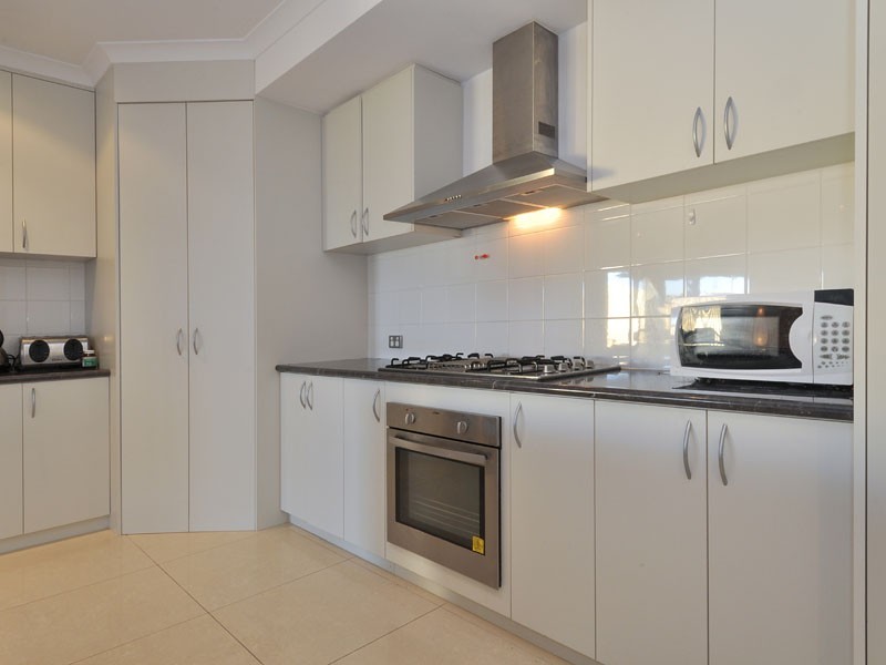 15 Strauss Blvd, Tapping WA 6065