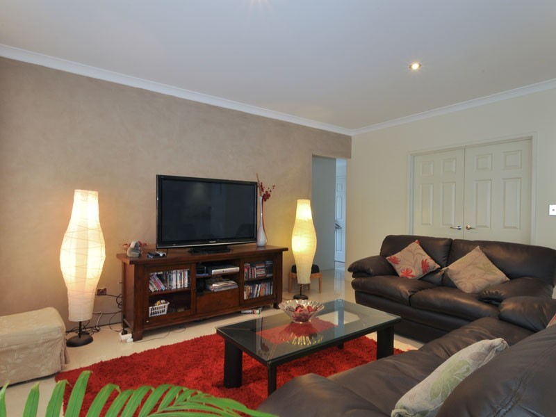 15 Strauss Blvd, Tapping WA 6065