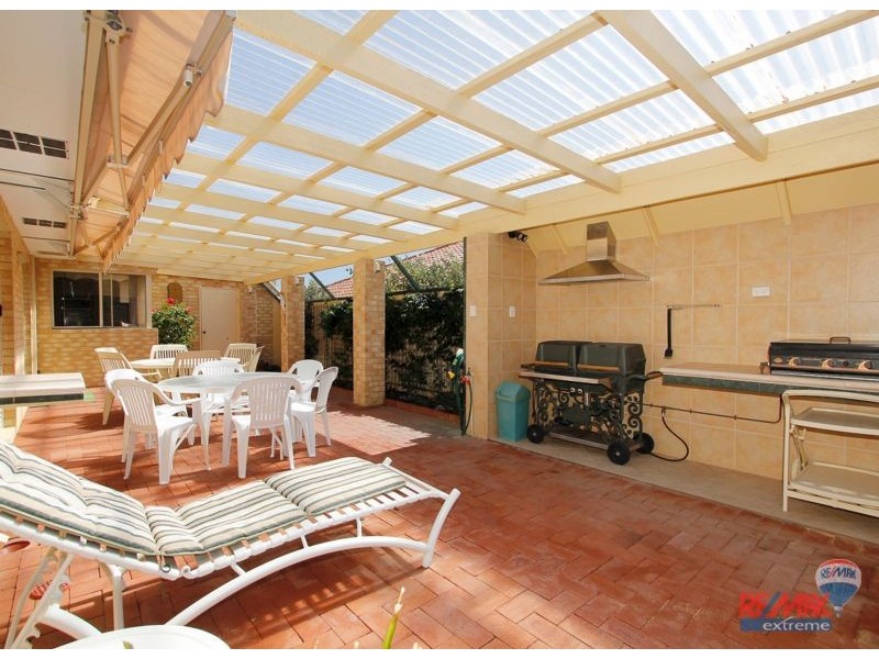 6 Raphael Lane*, Currambine WA 6028