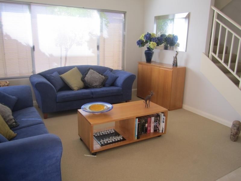 20 Amalfi Drive, Hillarys WA 6025