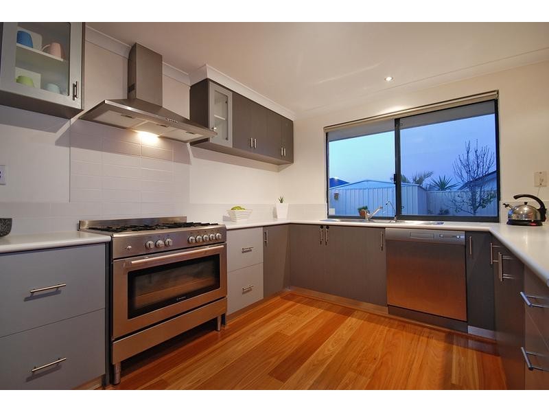 9 Castledene Way, Tapping WA 6065