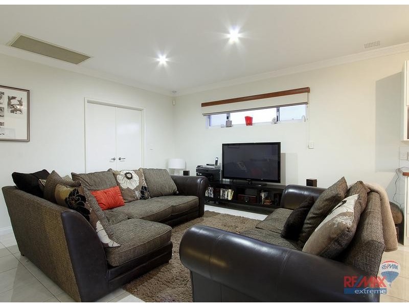 27 Whitehaven Avenue, Burns Beach WA 6028